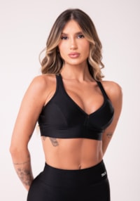 Top com bojo removível happiness com recortes e tiras preto dlk