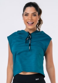 Cropped com capuz nation azul
