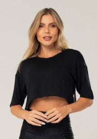 Cropped feminino preto manga curta flow