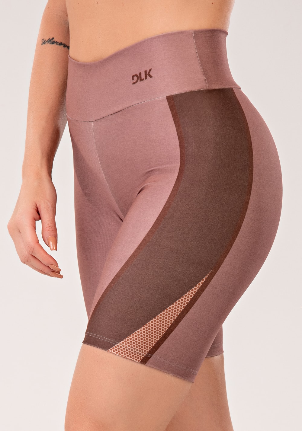 Bermuda fitness feminina estampada belive marrom printed mousse