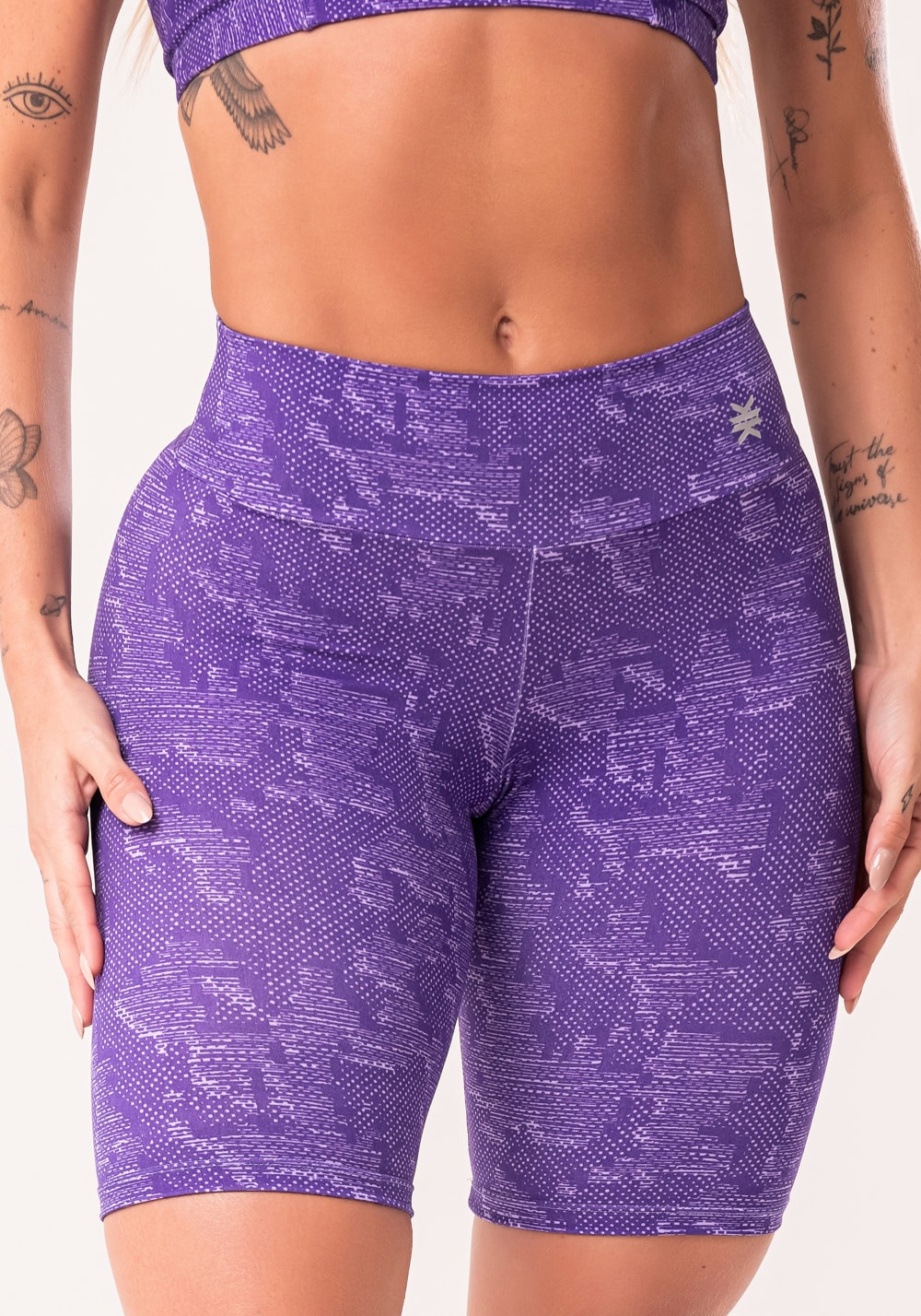 Bermuda fitness feminina lilás estampada camouflage euphoria