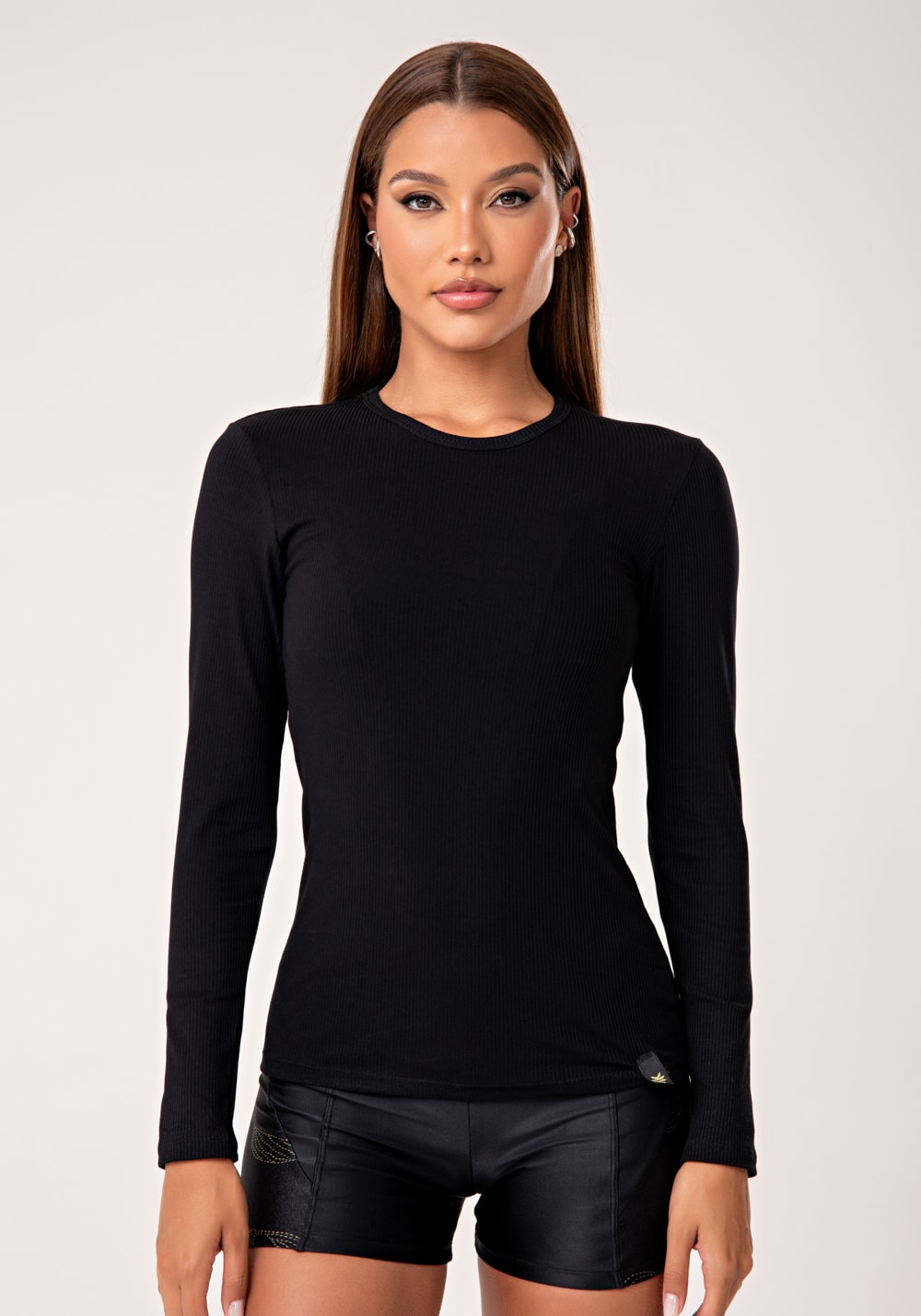 Blusa feminina manga longa preto canelada lush