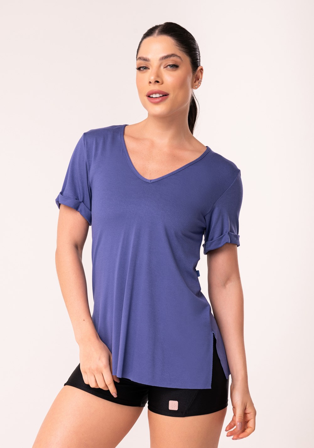 Blusa fitness feminina azul decote v flow