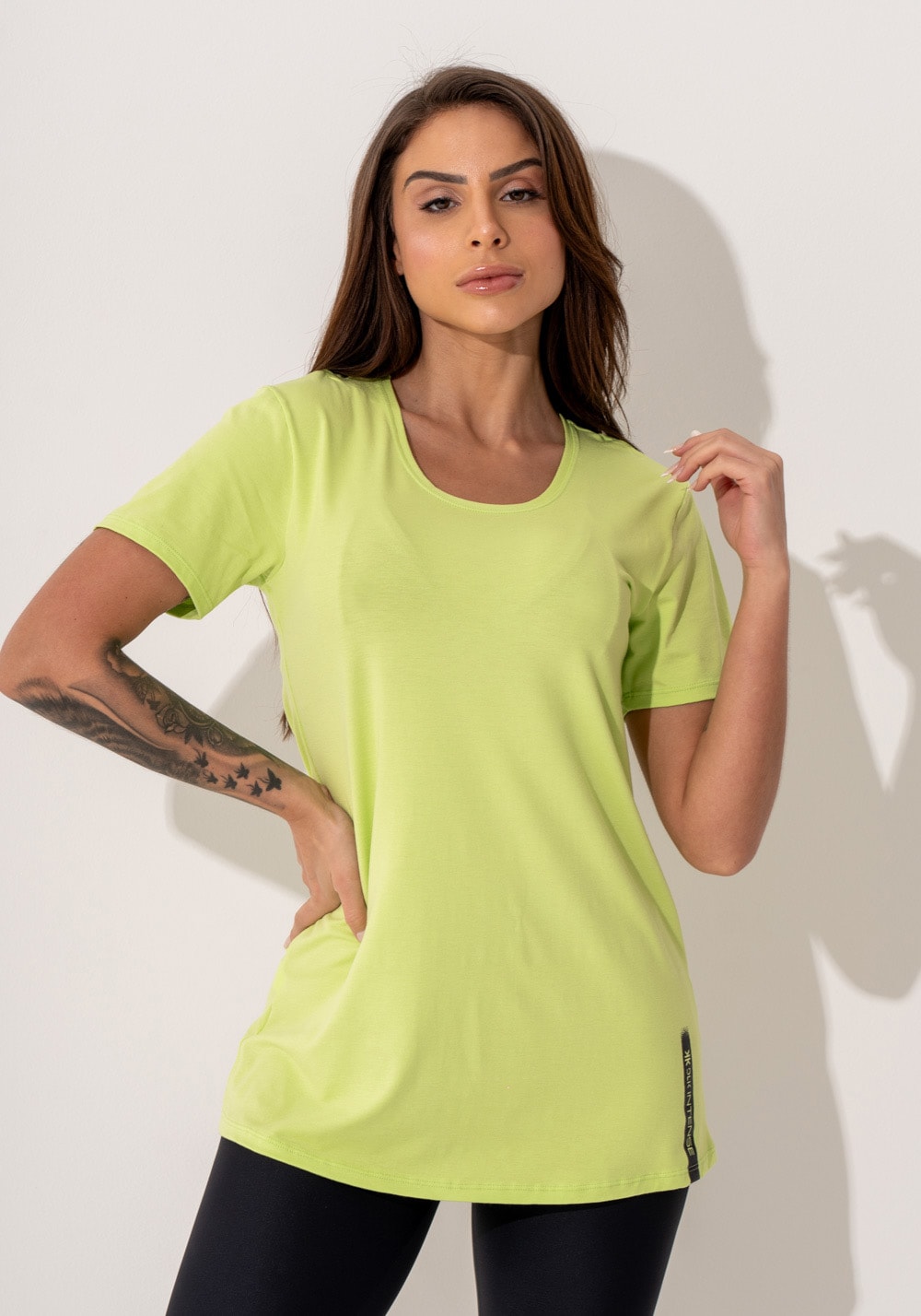 Blusa fitness feminina verde lima viscolycra com silk intense