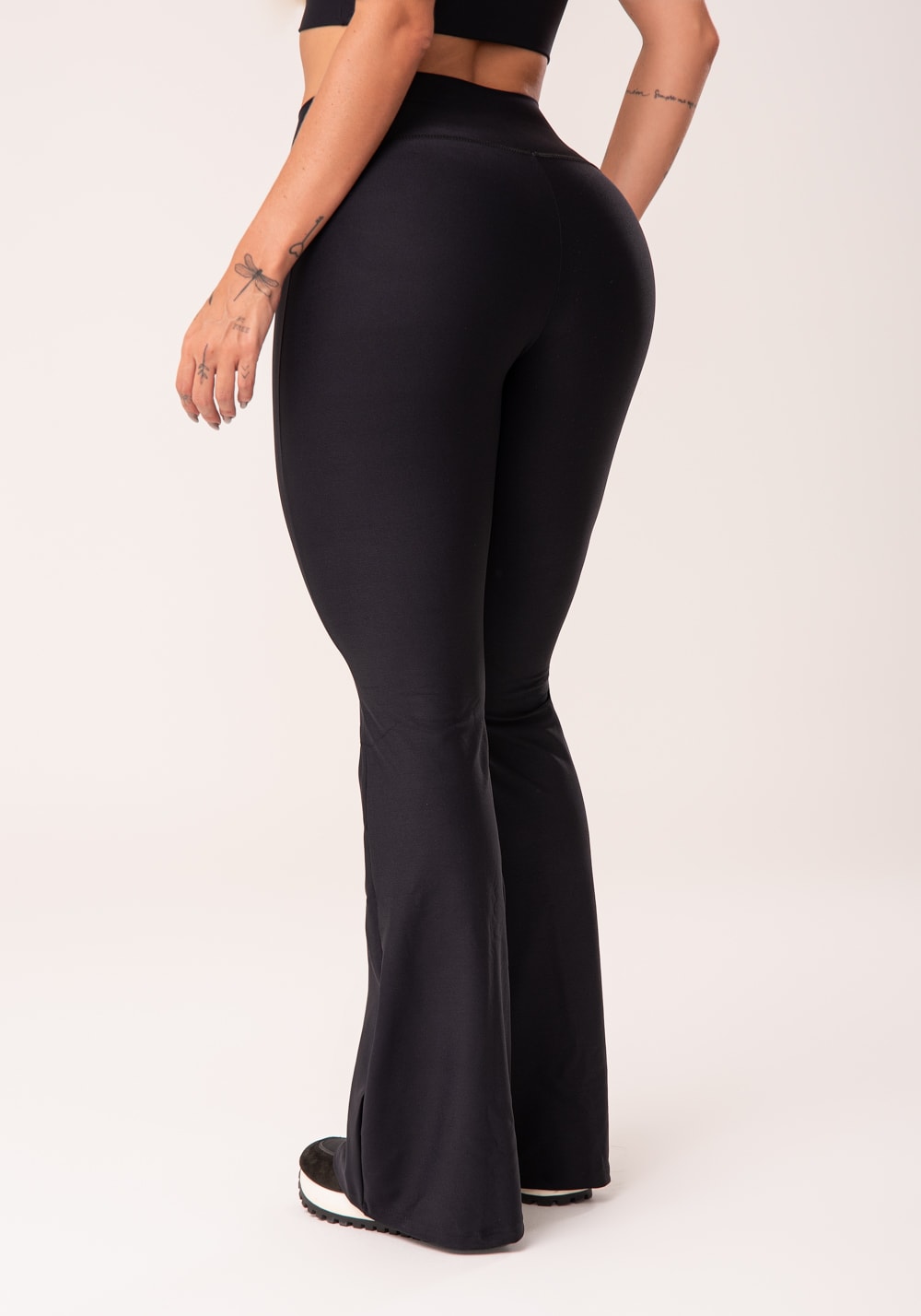 Calça flare preta básica dlk - Main Image