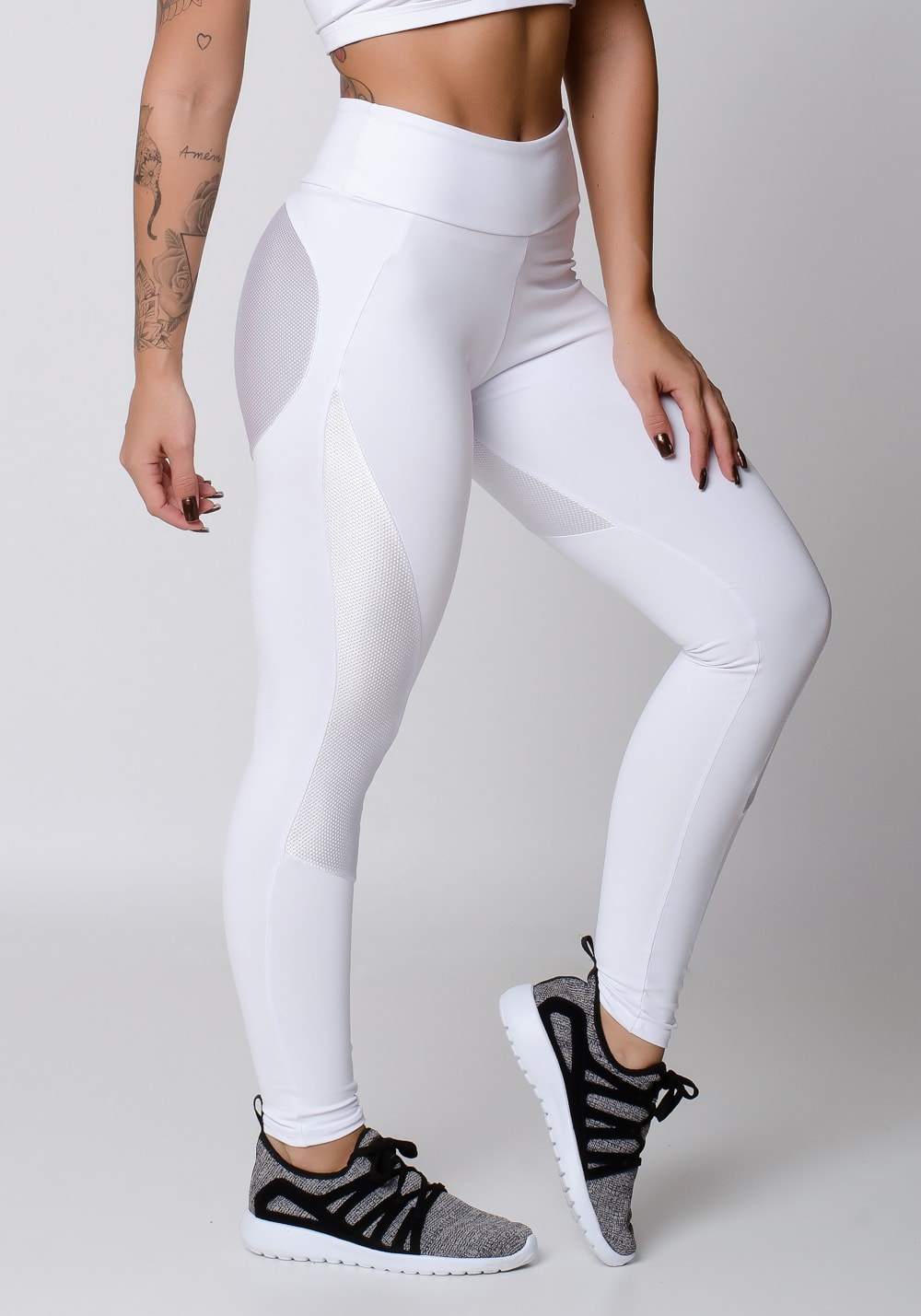 calça legging branca texturizada
