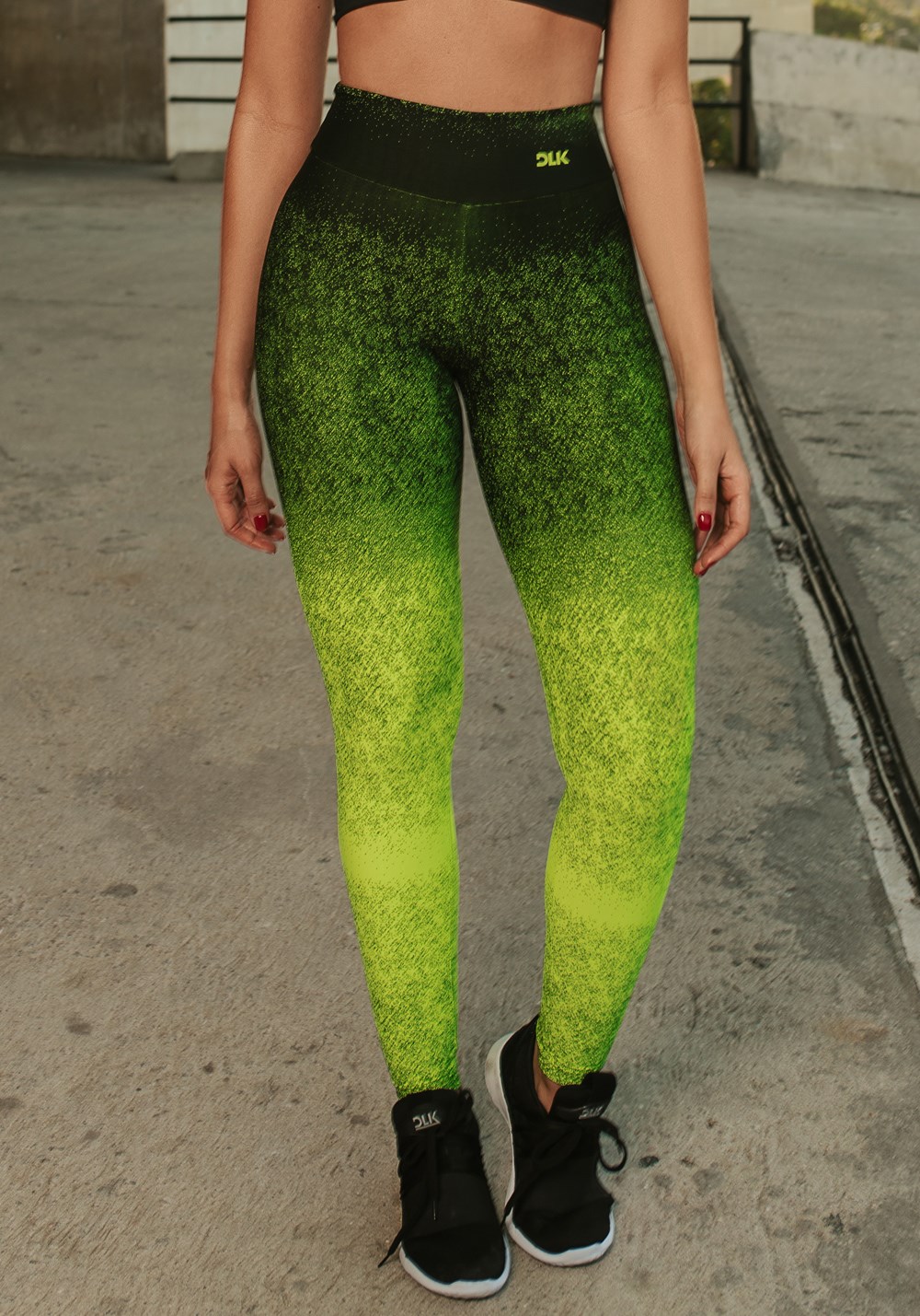 Legging Neon Vibes – Preto com Verde – Use Stamina