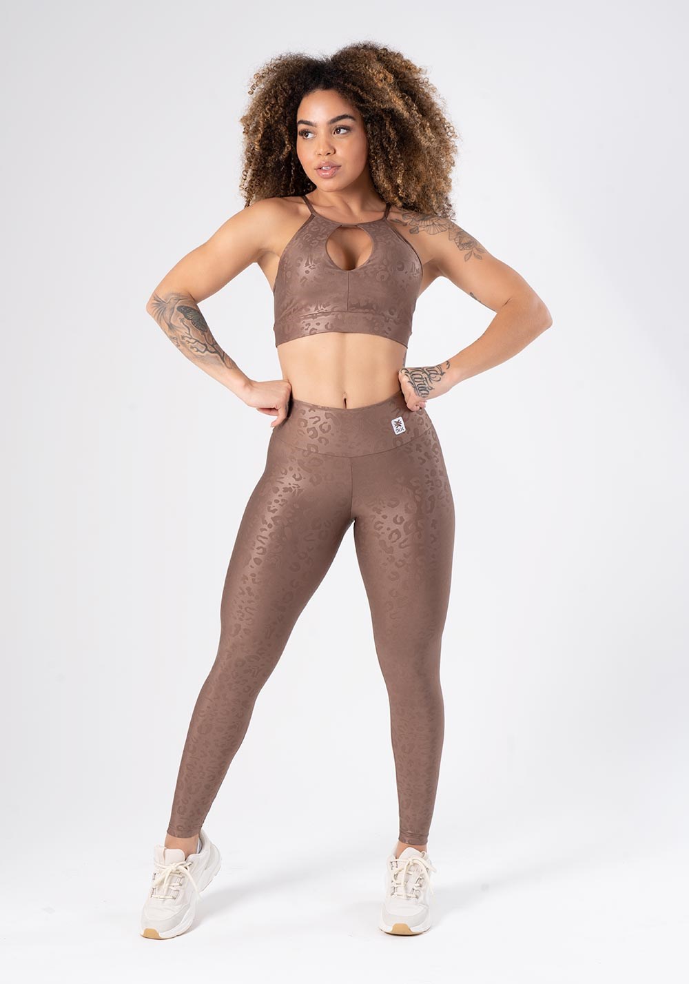 calca legging feminina textura cobre-marrom modela e conforto para seus  treinos