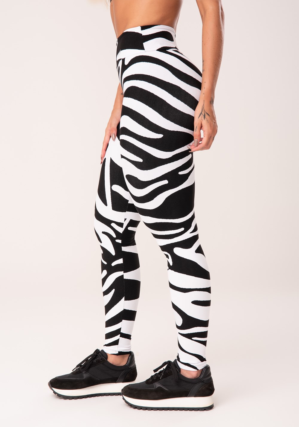 Calça legging wild jacquard estampa de zebra preta