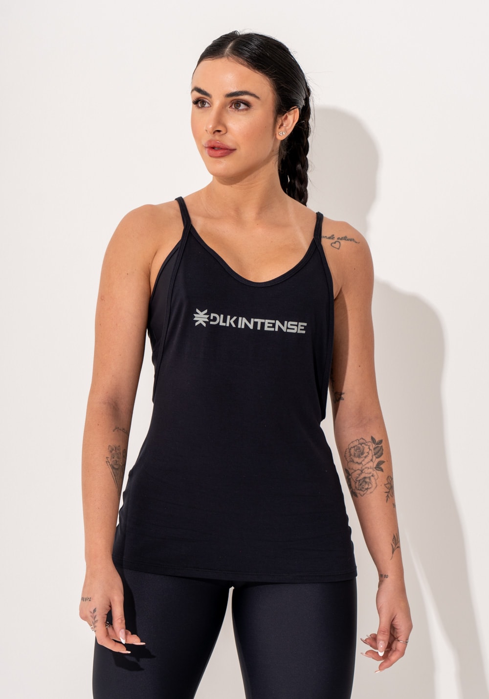 Camiseta fitness feminina viscolycra preto com silk intense