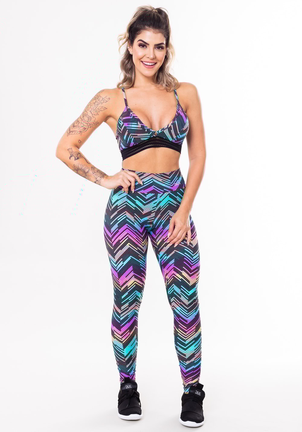 Conjunto fitness match poliamida estampada zig zag colorido (top+