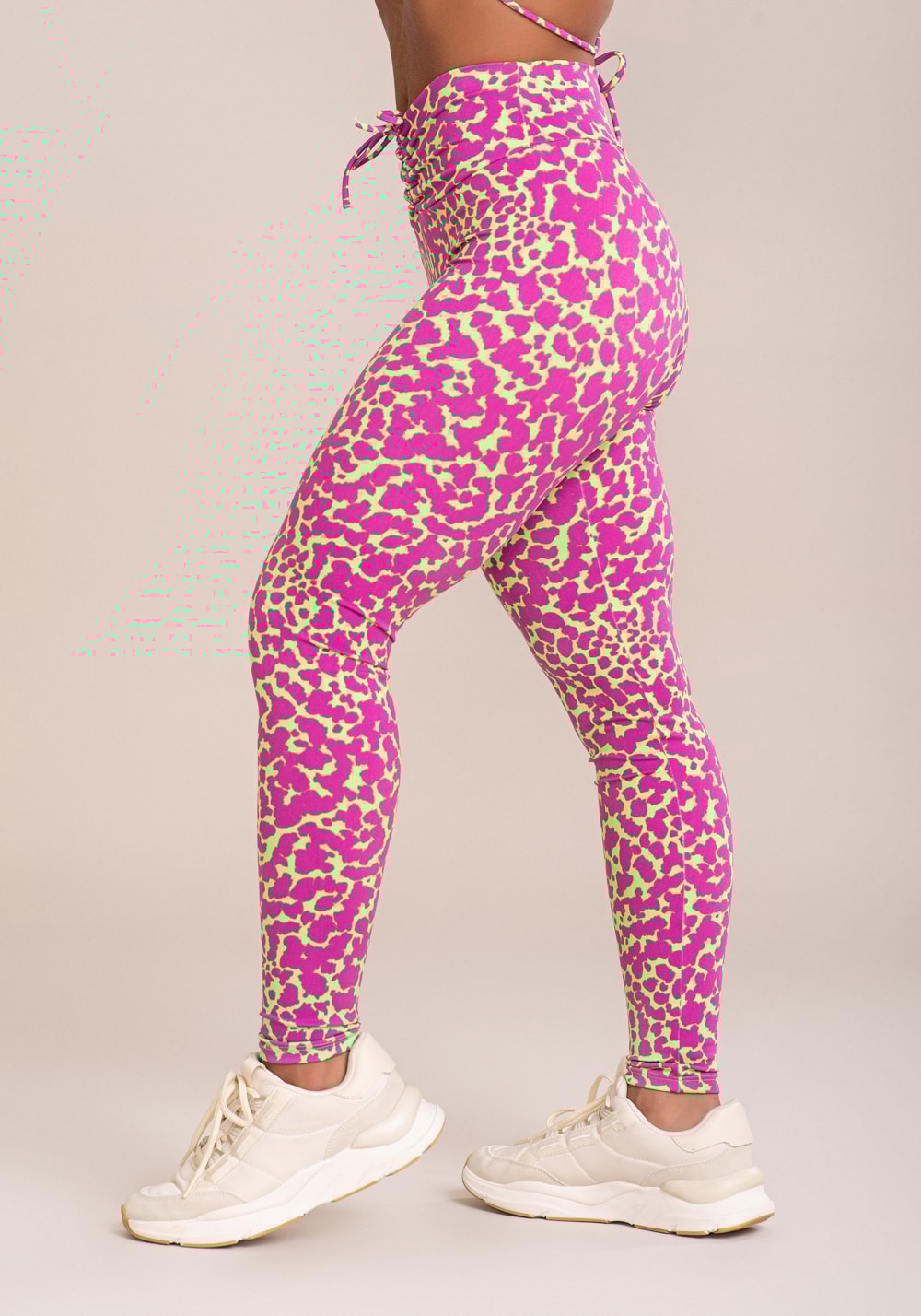 Legging fitness feminina euphoria com franzido e amarração estampa spo