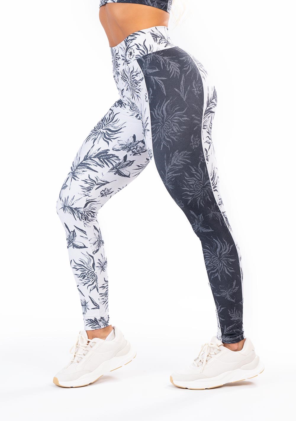 Legging fitness feminina new printed estampada stencil preto e branco