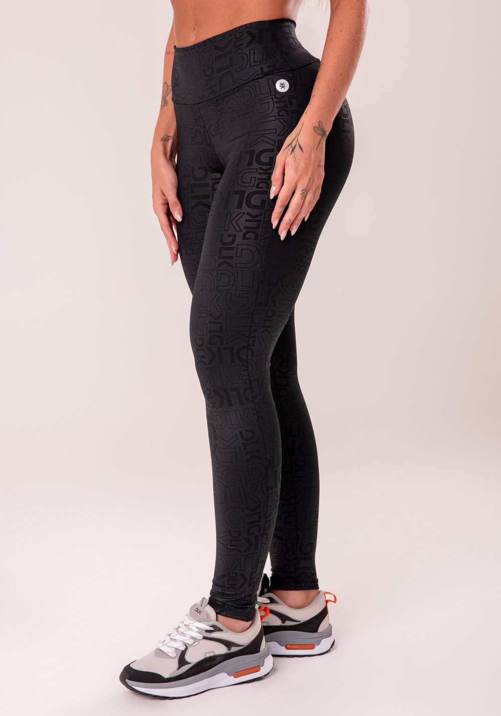 Legging fitness feminina preto logomania reflections