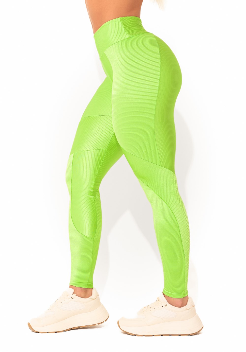 Legging fitness feminina verde canelada com recortes elegance