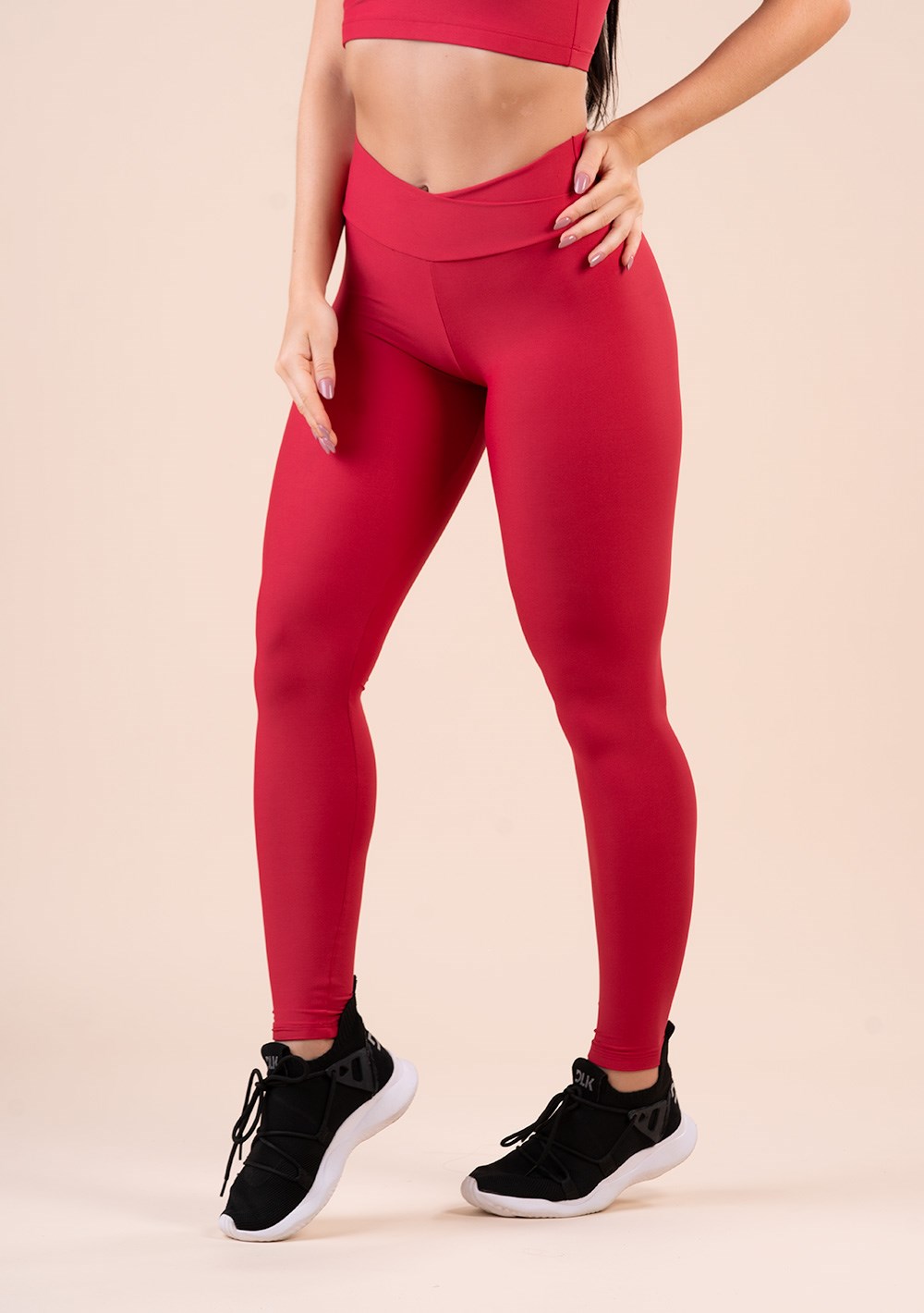 Legging fitness feminina vermelha com cós transpassado action