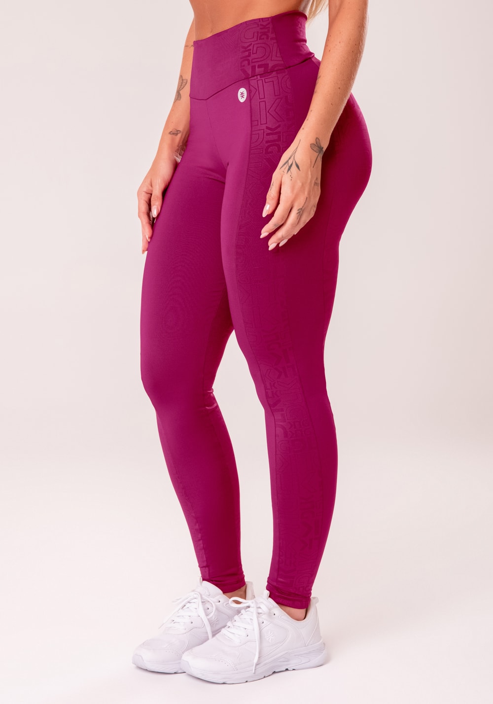 Legging fitness feminina vinho com recortes logomania reflections