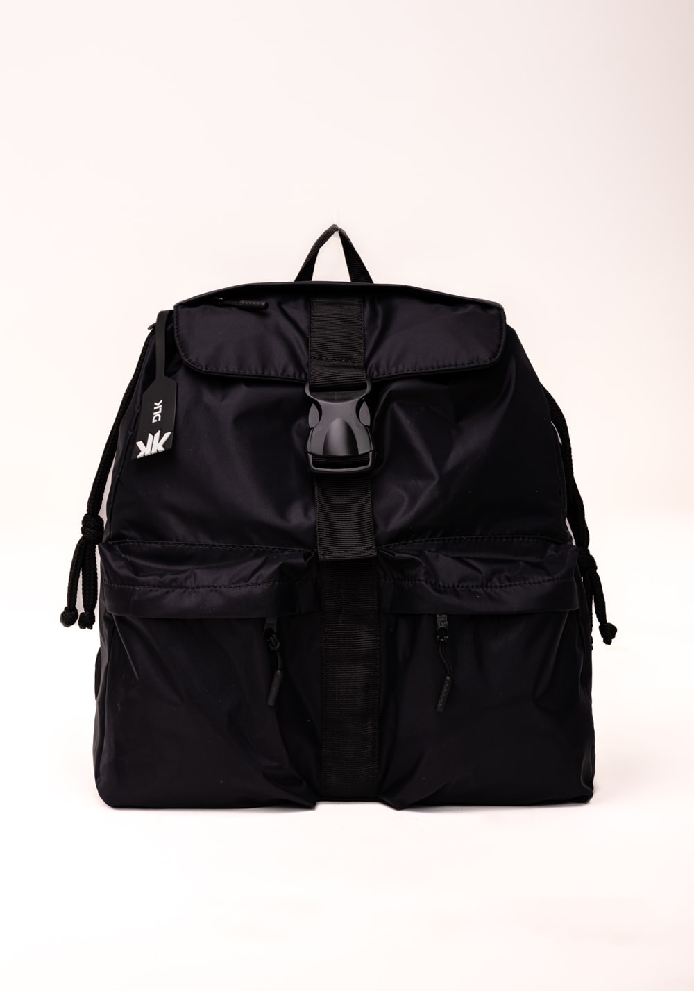 Mochila feminina preto com bolsos dlk