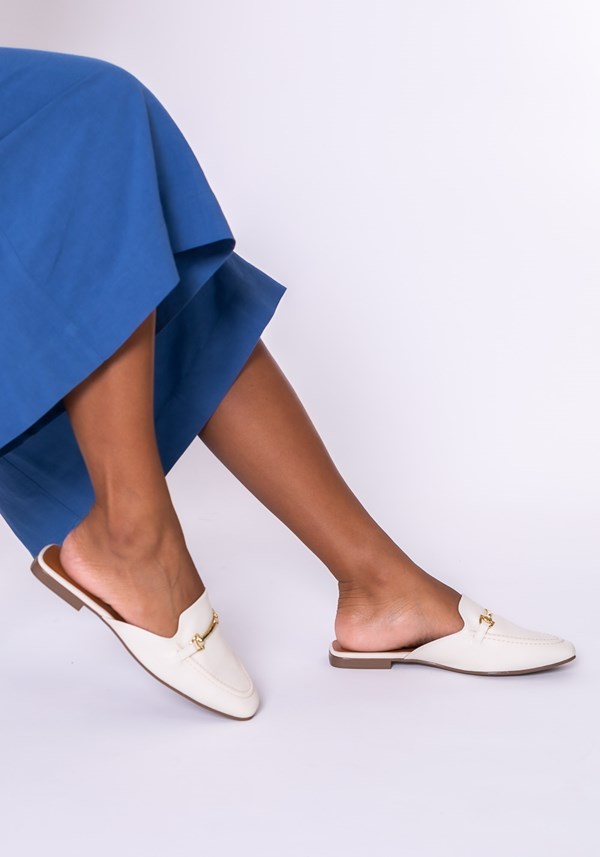 Mule shoes off white