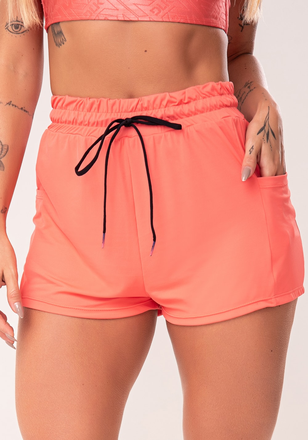 Short duplo feminino coral soltinho com bolso e cadarço flow dlk