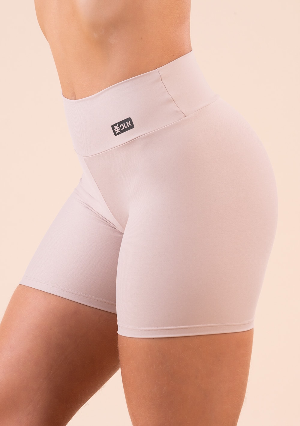 Short fitness feminino nude action
