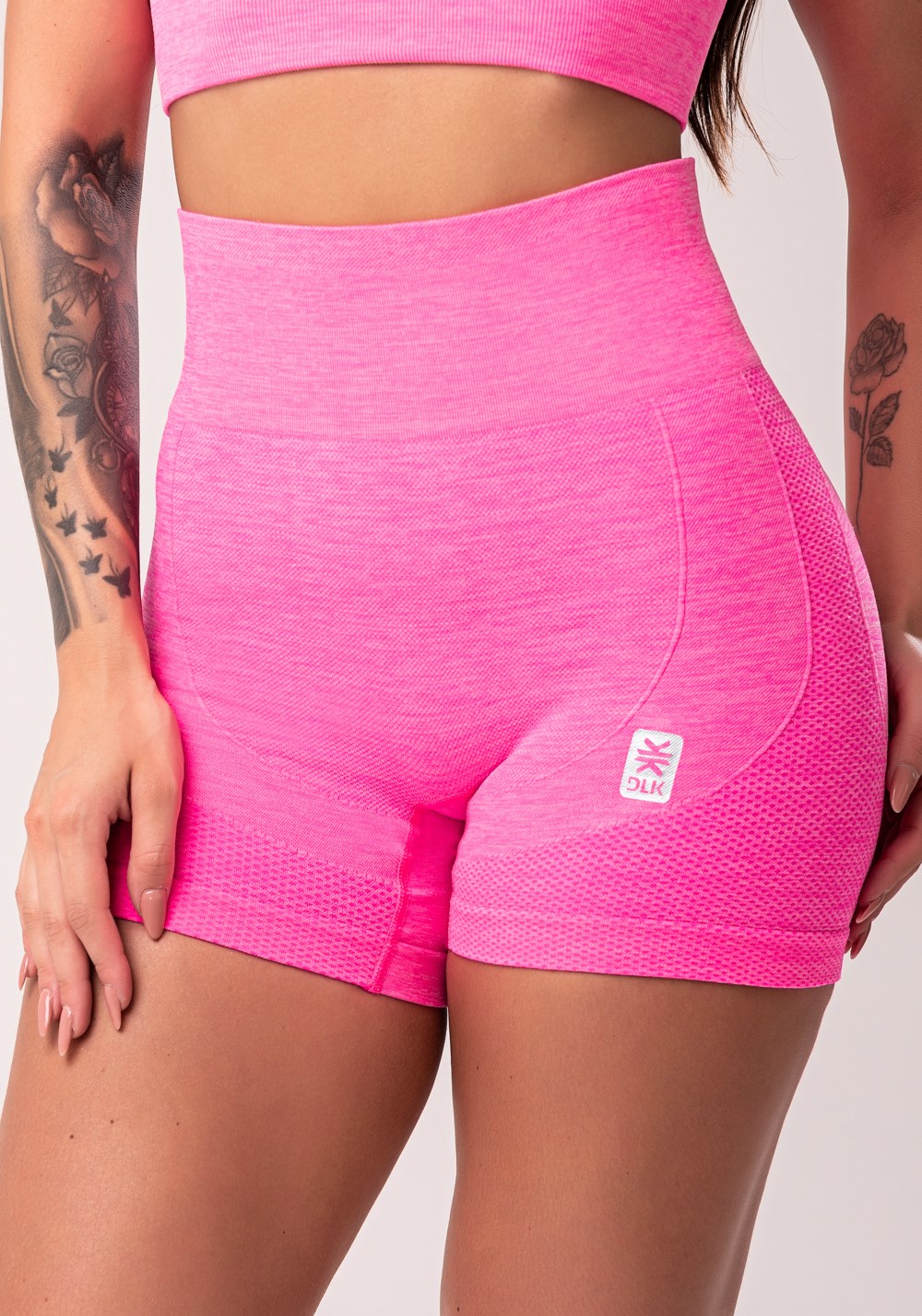 Short fitness feminino pink detalhe bumbum seamless