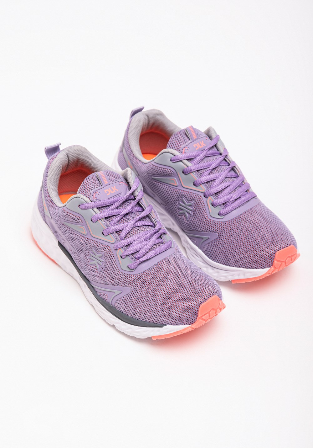 Tênis esportivo feminino lilás dlk shoes