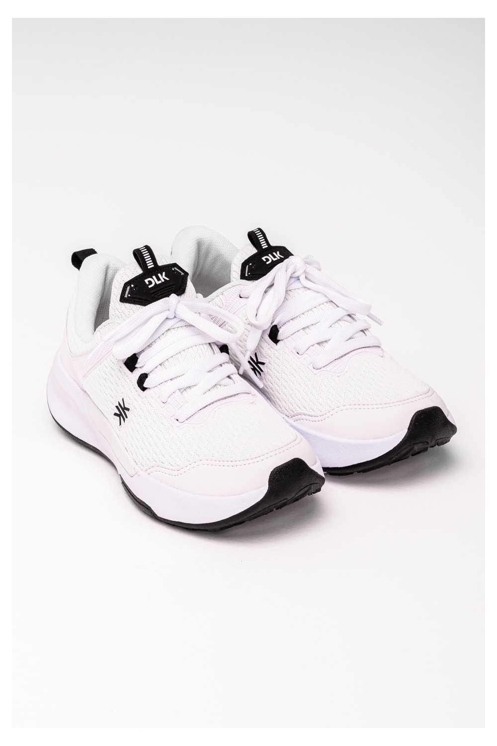 Tênis esportivo feminino sola alta branco dlk
