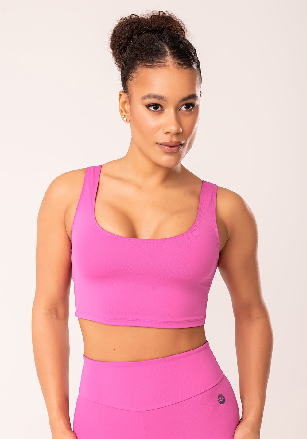 Top cropped fitness feminino rosa com recortes oasis