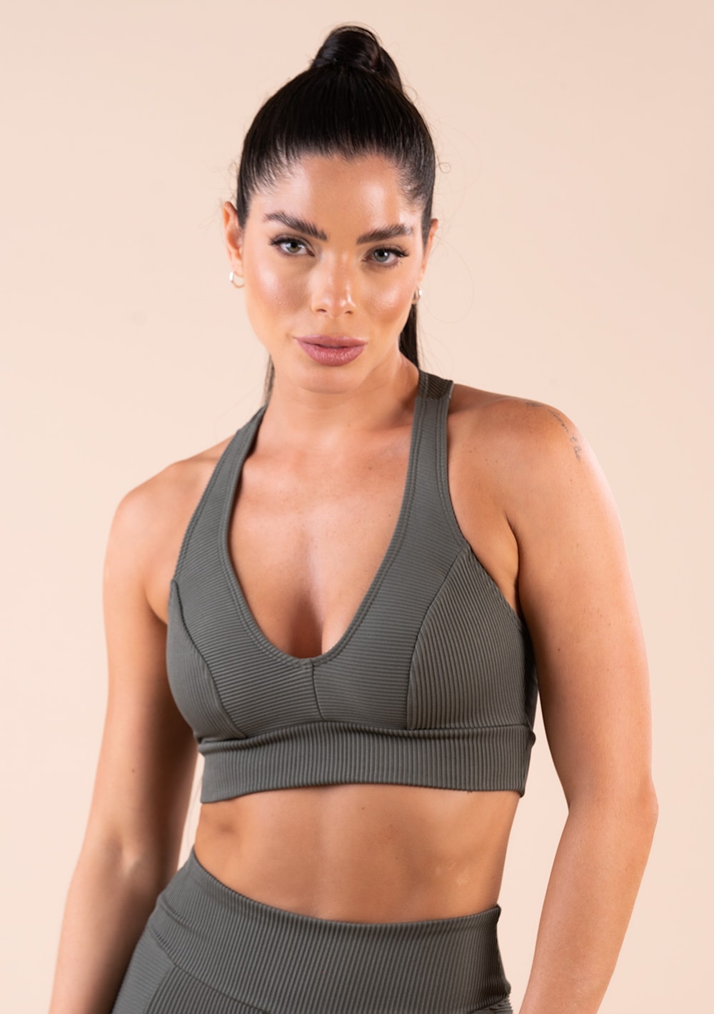Top fitness feminino chumbo canelado modelo nadador action dlk