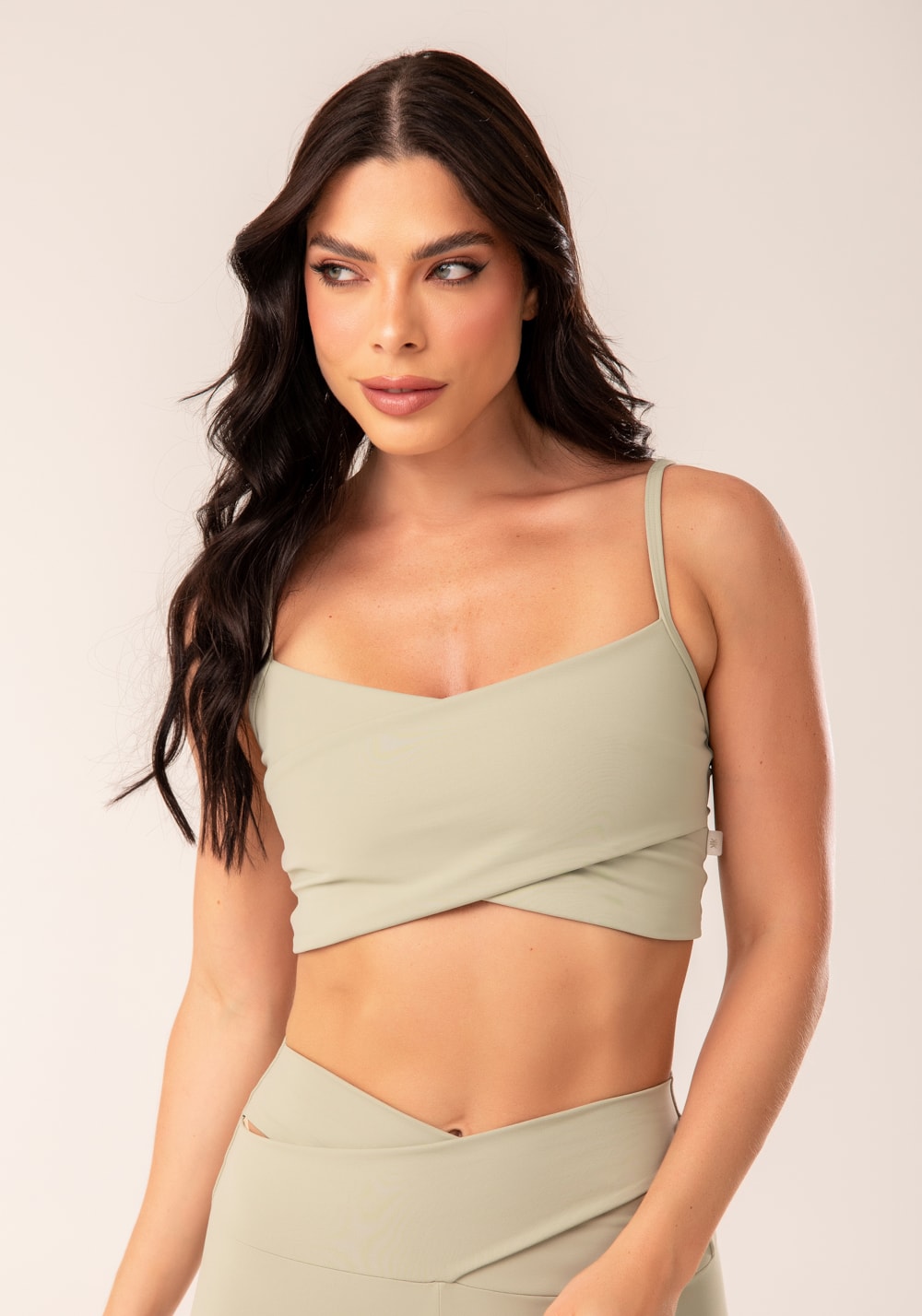 Top fitness feminino oliva transpassado harmony