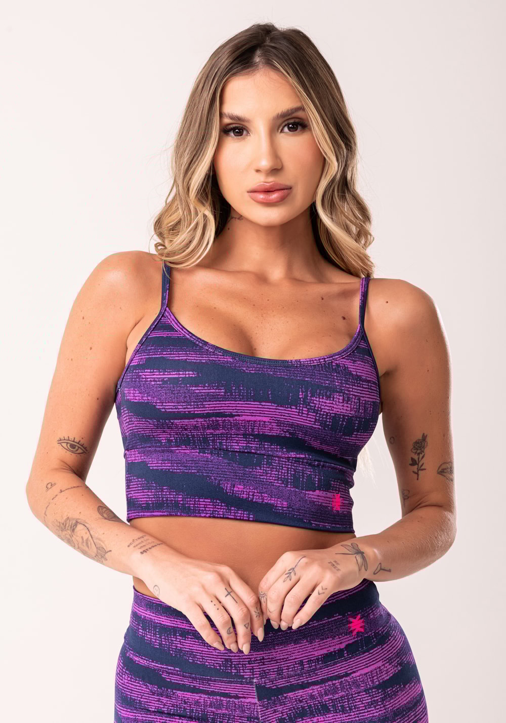 Top fitness feminino pink com bojo estampado disruption euphoria