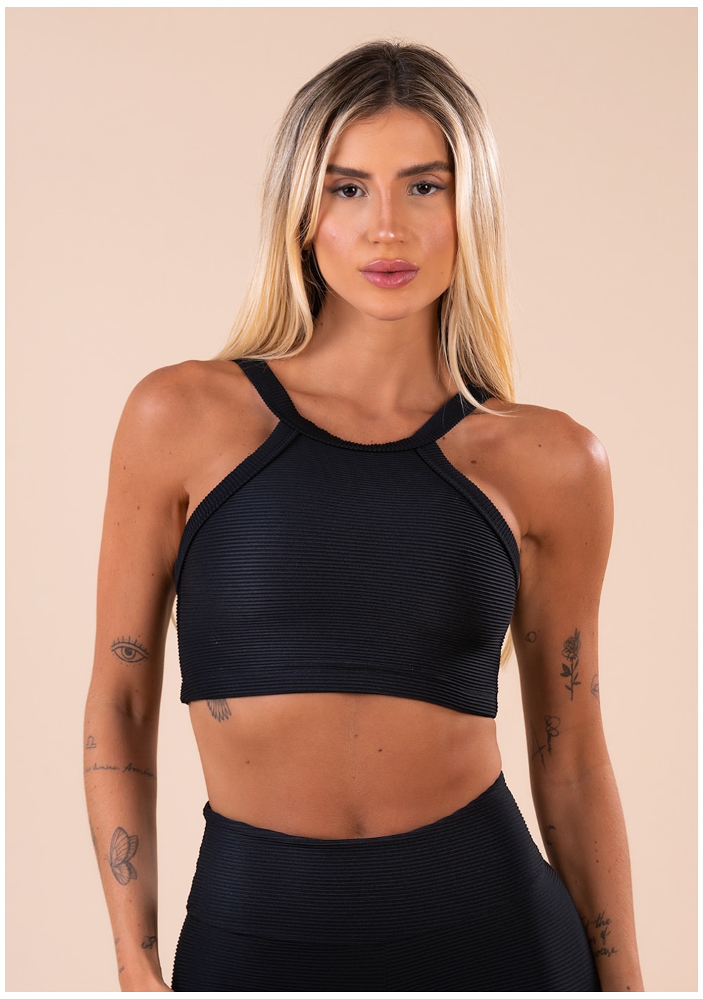 Top fitness feminino preto canelado decote alto action