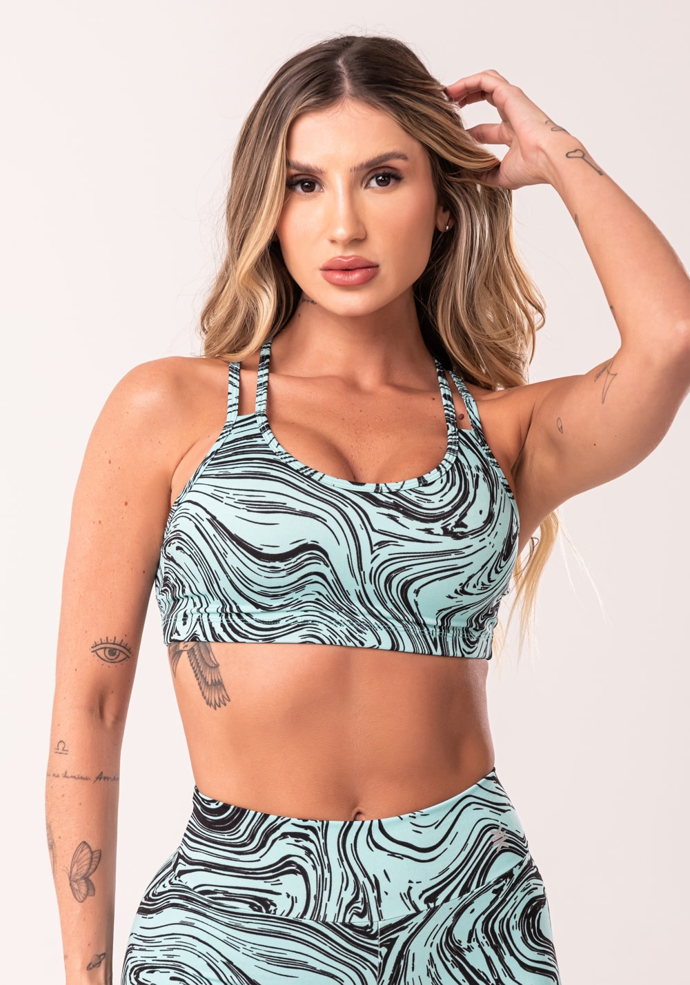 Top fitness feminino verde com alça dupla estampado abstract duo eupho