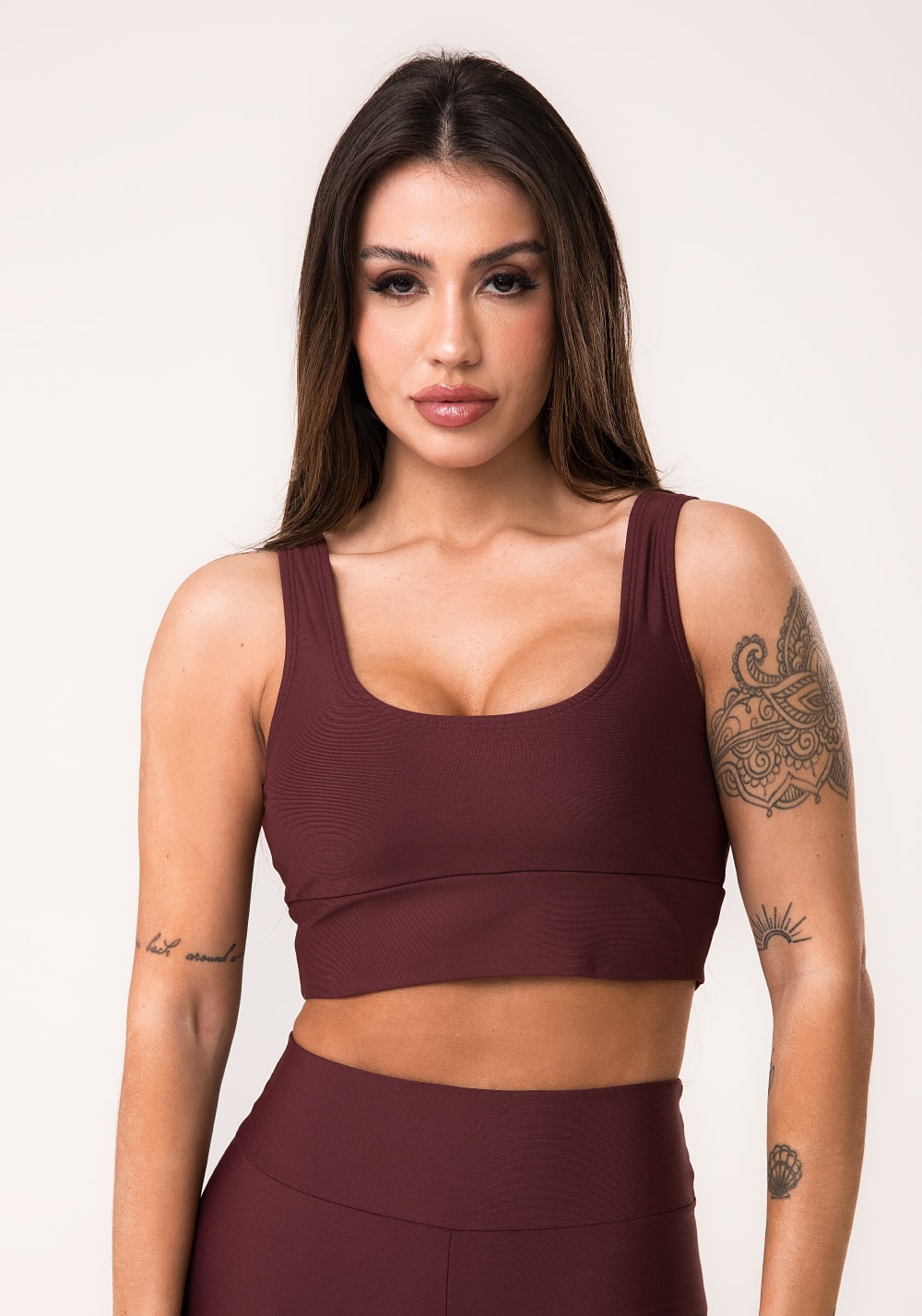 Top fitness feminino vinho com alça larga aura dlk